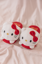 Hello Kitty Plush Slippers (Free Size)